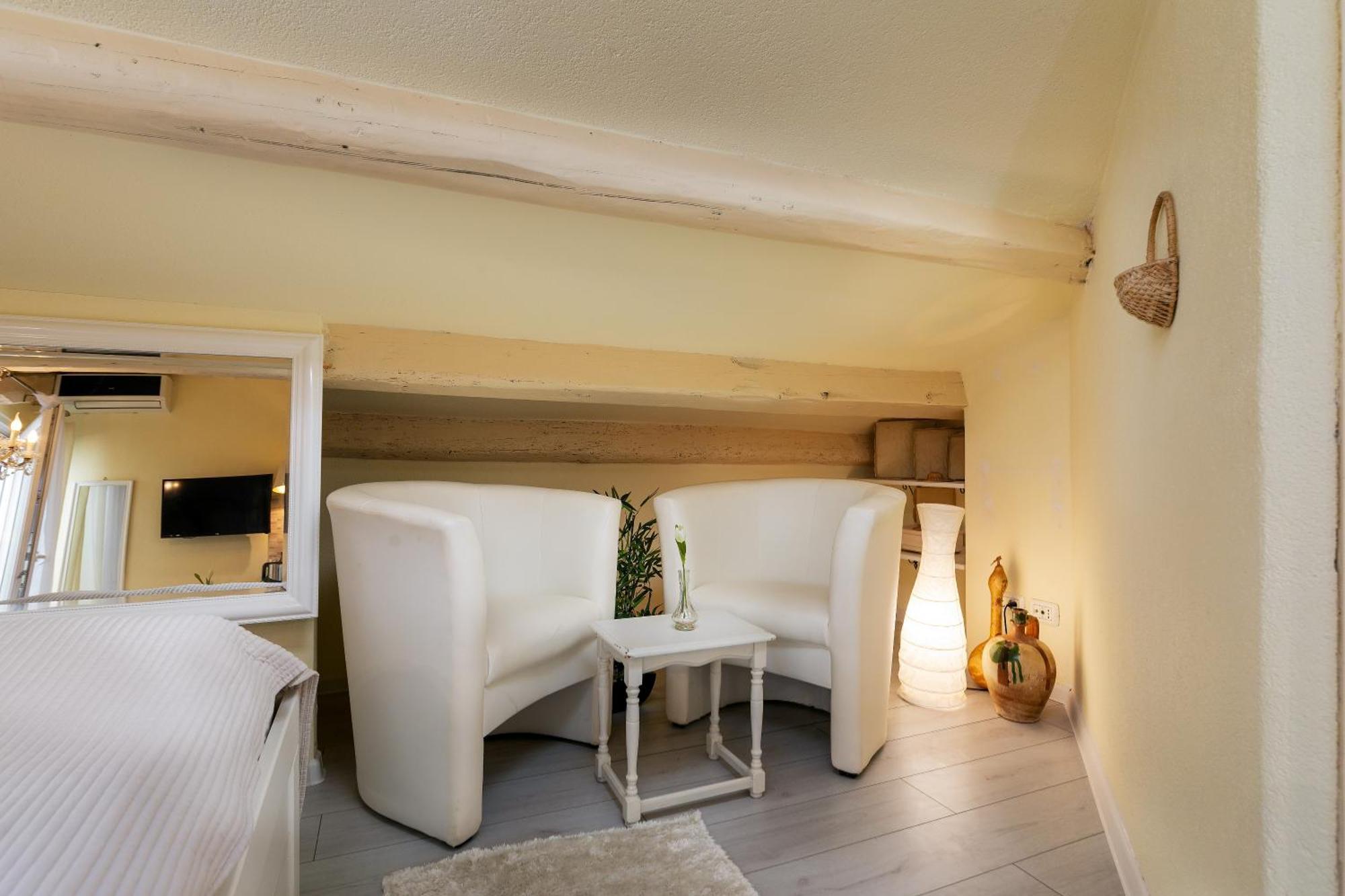 Apartman Duplex Camelia In Charming Old Town *